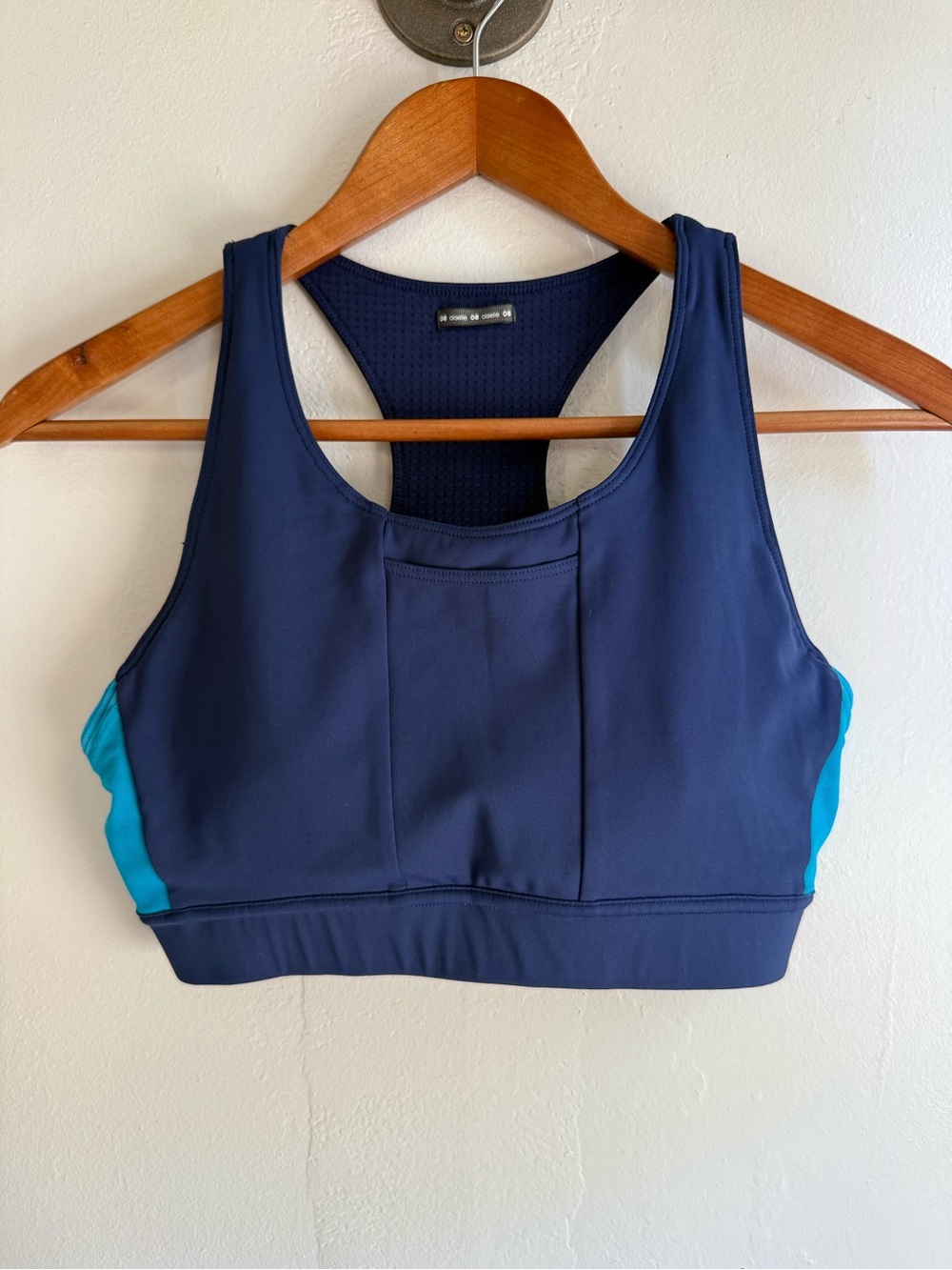 Oiselle Fly Out Sports Bra 8